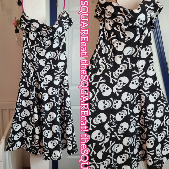 Betsey Johnson vtg skulls & bones 2 pockets fit & flare retro goth pin-up dress! - Picture 5 of 6